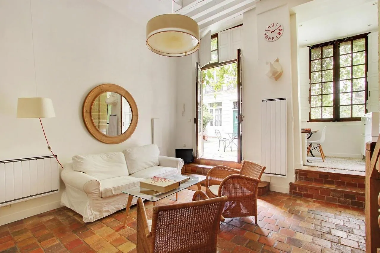 Apartamento Loft Avec Terrasse Au Coeur Du Marais París